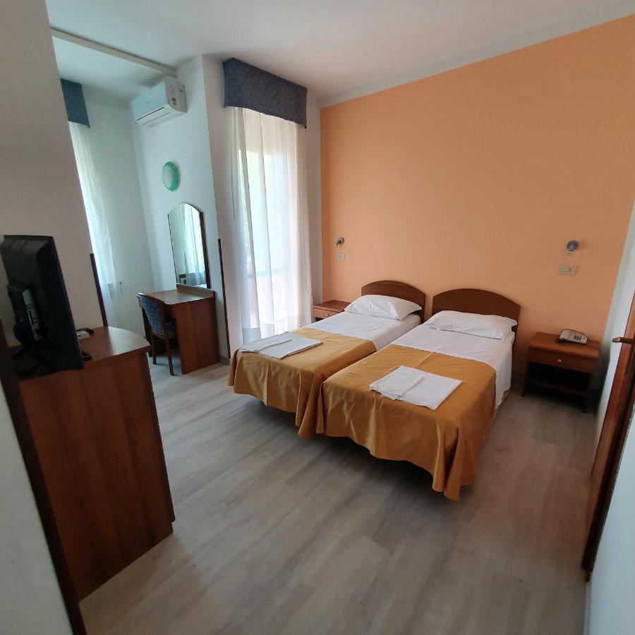 Hotel Perla Massa Lombarda Dış mekan fotoğraf