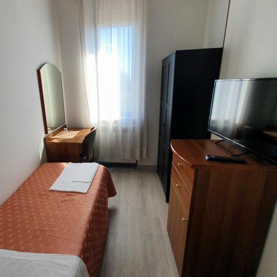 Hotel Perla Massa Lombarda Dış mekan fotoğraf