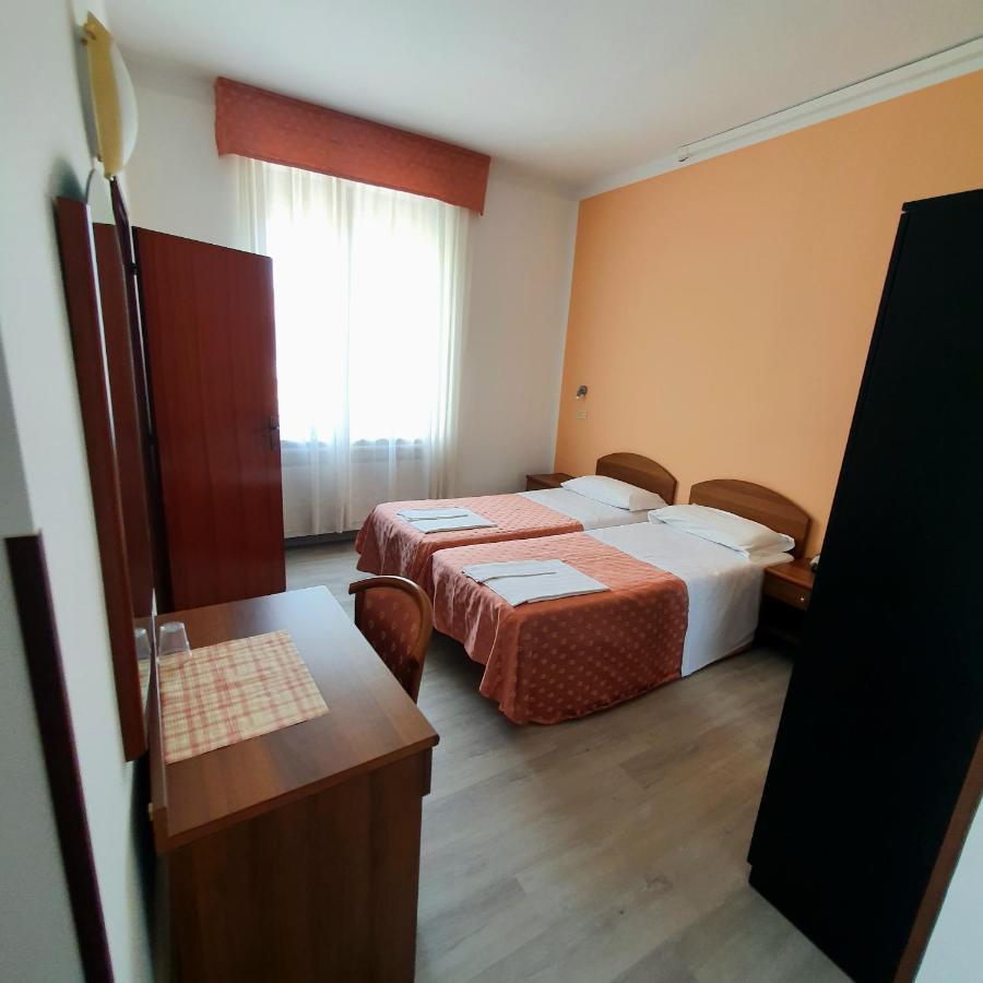 Hotel Perla Massa Lombarda Dış mekan fotoğraf