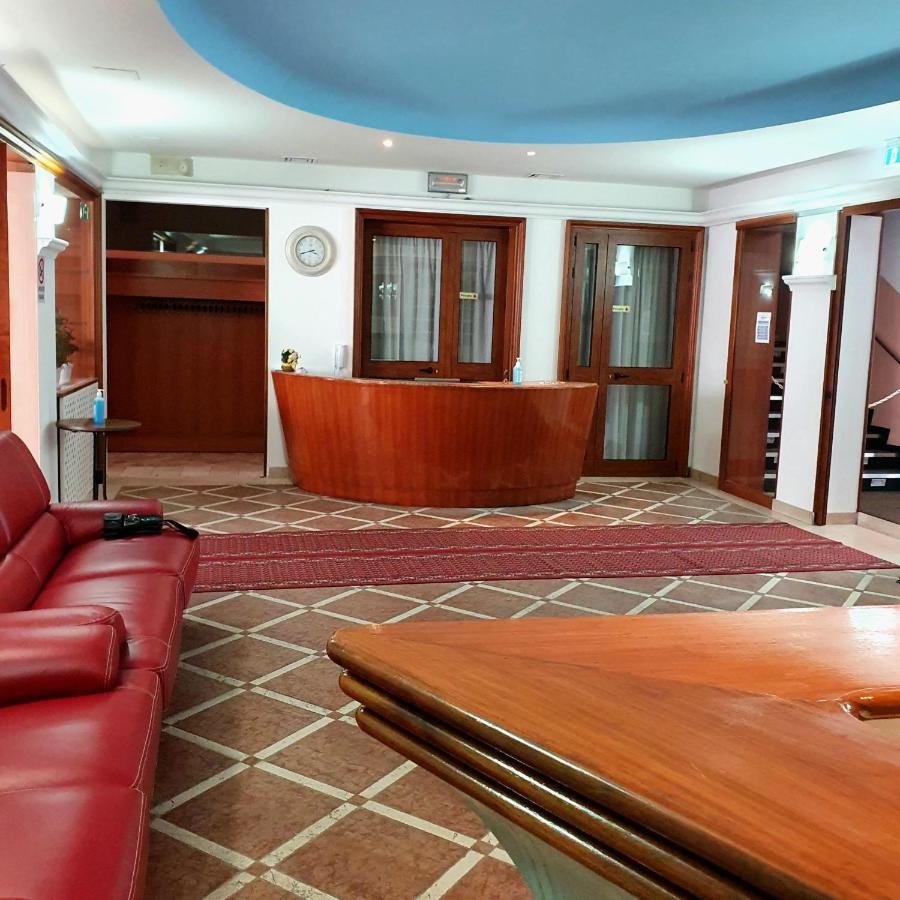 Hotel Perla Massa Lombarda Dış mekan fotoğraf