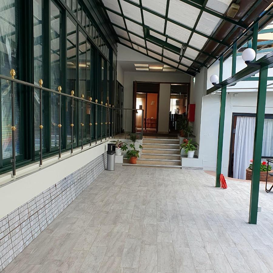 Hotel Perla Massa Lombarda Dış mekan fotoğraf