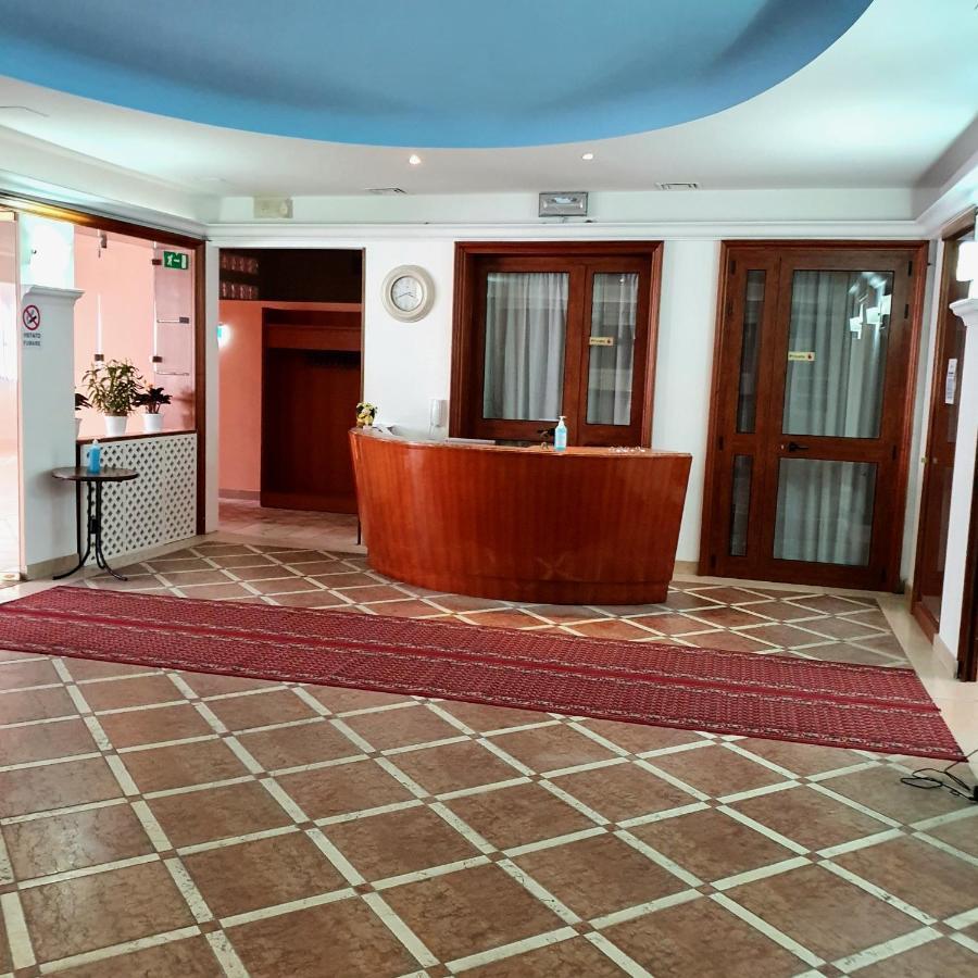 Hotel Perla Massa Lombarda Dış mekan fotoğraf